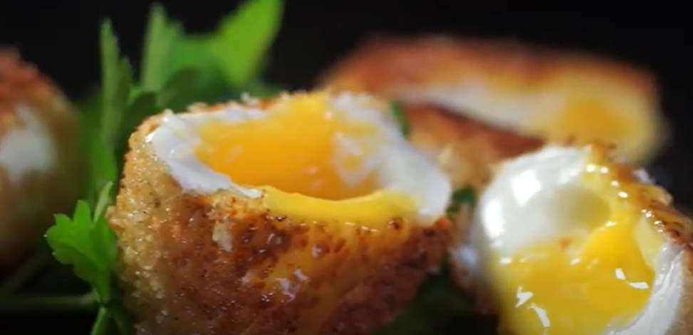 learn-how-to-make-poached-eggs-for-an-unforgettable-appetizer